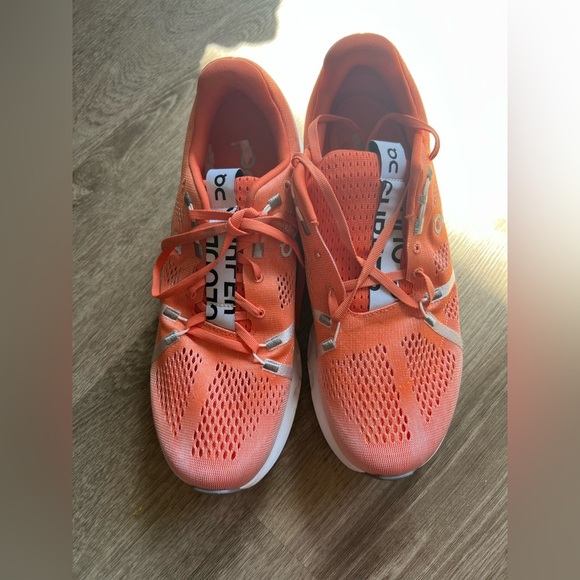 On Cloudsurfer Running Shoes Women’s 10.5 Orange White Lightweight Trainers - Picture 6 of 9